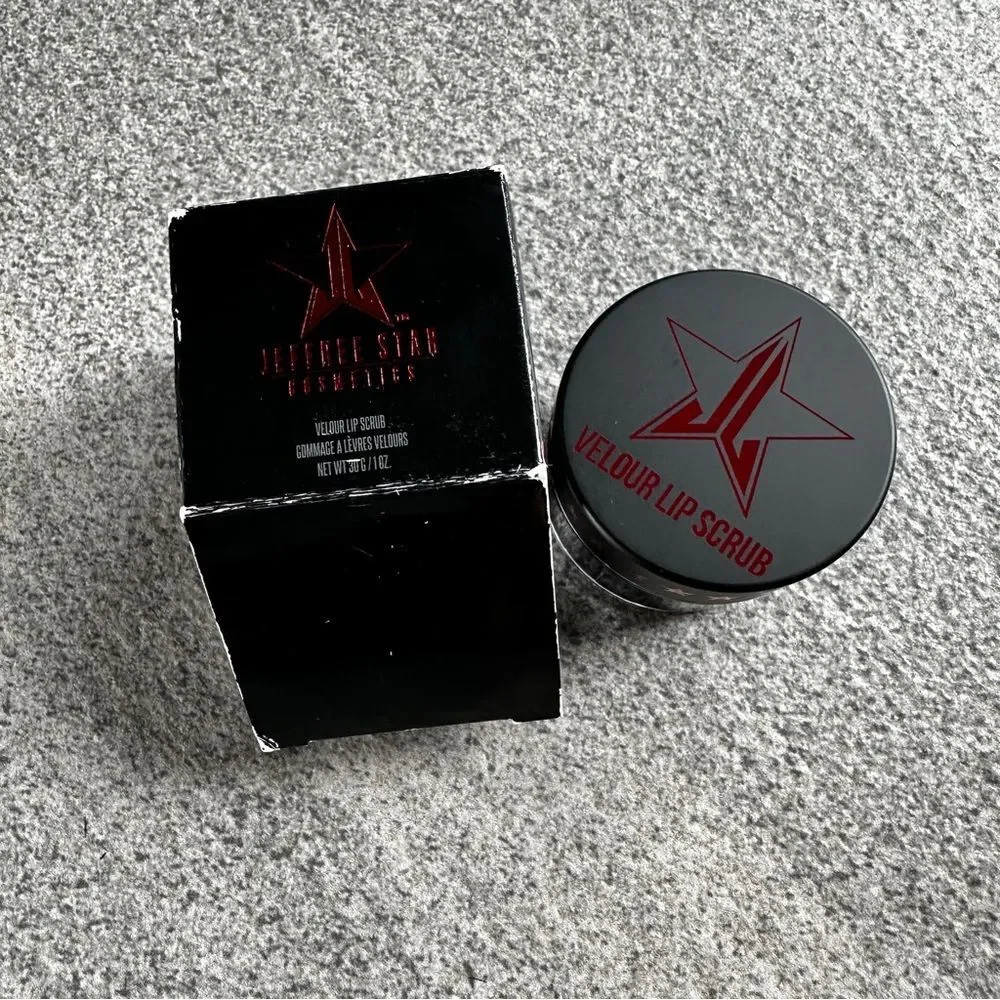 NIB Jeffree Star Green Sugar Velour Lip Scrub Witches Brew Vegan Cruelty-free